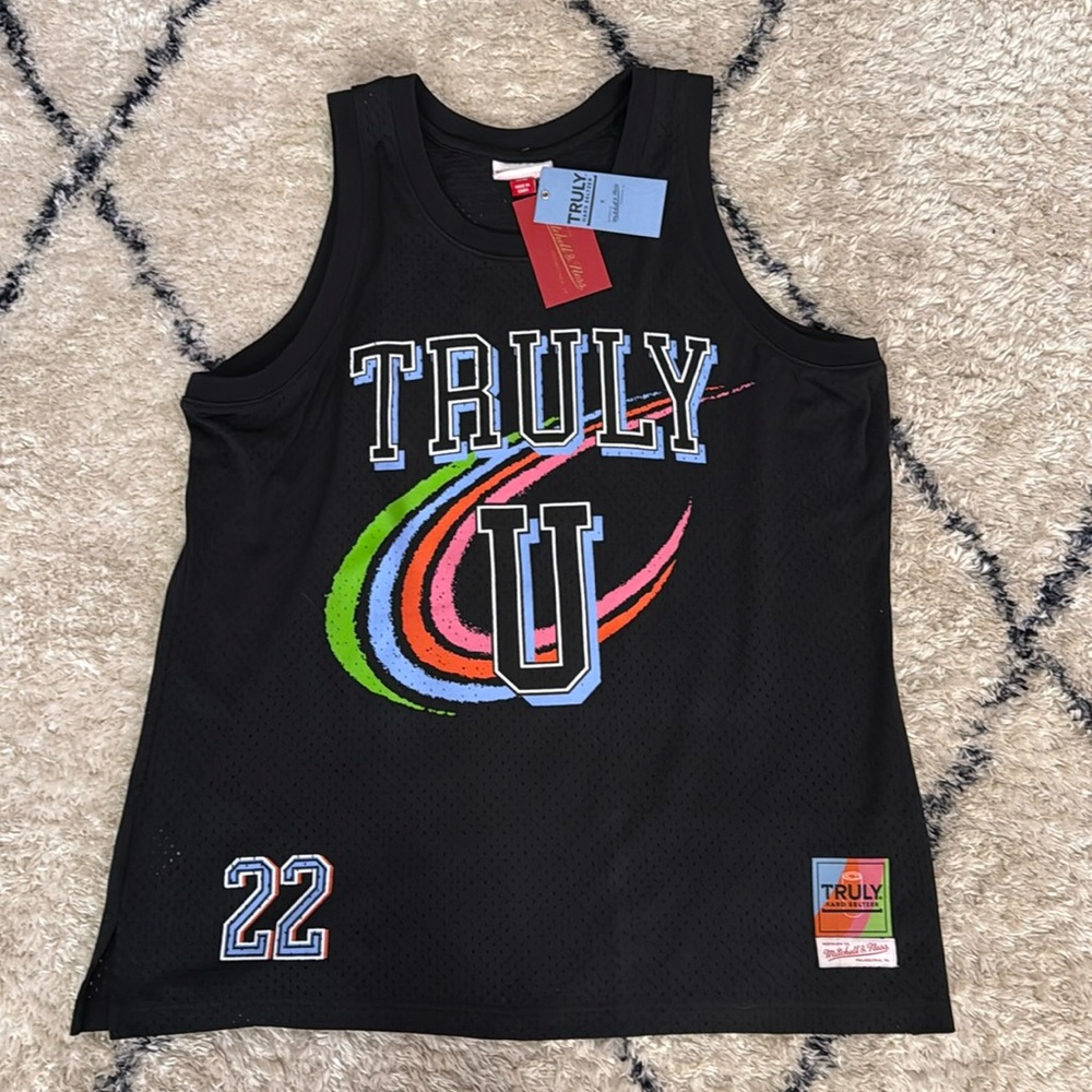 Truly Hard Seltzer. Men’s basketball jersey, XL. MITCHELL & NESS.